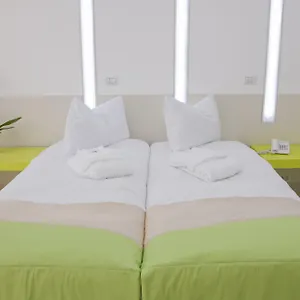 Hotel Christina, Boekarest