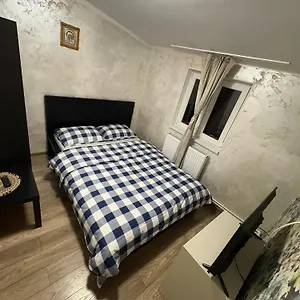 Safir Luxury Imperial 666 Bucureşti